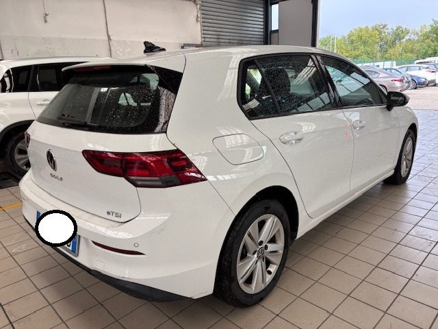 VOLKSWAGEN Golf usata, con Autoradio