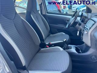 TOYOTA Aygo usata, con Sensore di luce