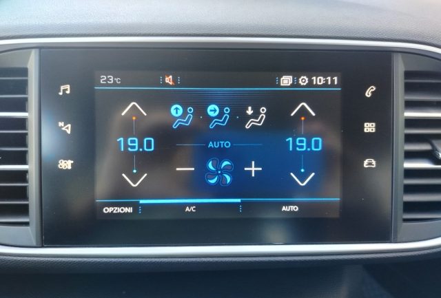 PEUGEOT 308 usata, con Specchietti laterali elettrici