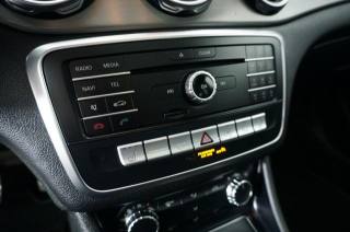 MERCEDES-BENZ GLA 200 usata, con Bracciolo