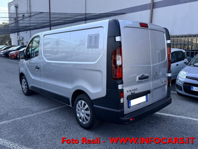 OPEL Vivaro usata, con Airbag