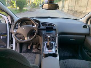 PEUGEOT 3008 usata, con Climatizzatore