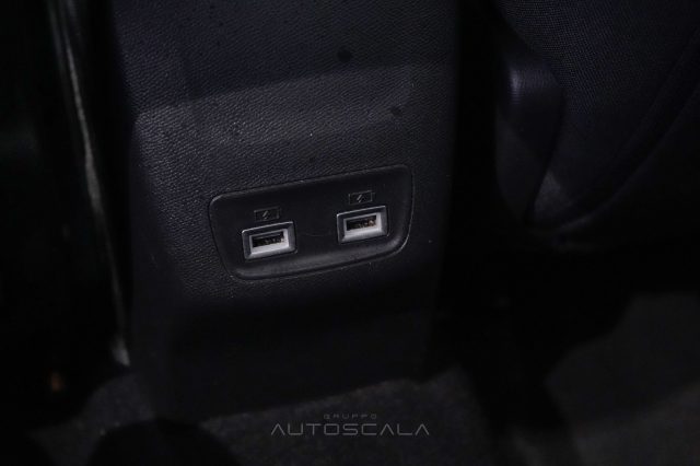 PEUGEOT 208 usata, con Bluetooth