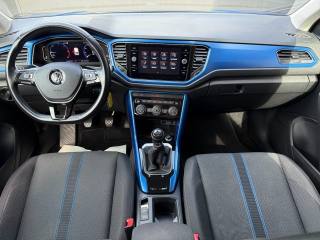 VOLKSWAGEN T-Roc usata, con Autoradio