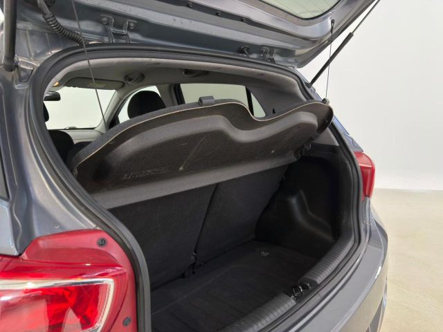 HYUNDAI i10 usata, con ESP