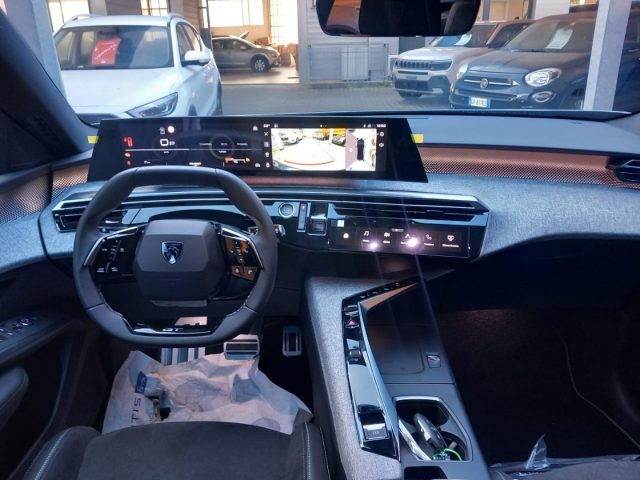 PEUGEOT 5008 usata, con Sensore di luce
