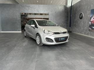 KIA Rio usata, con Airbag laterali