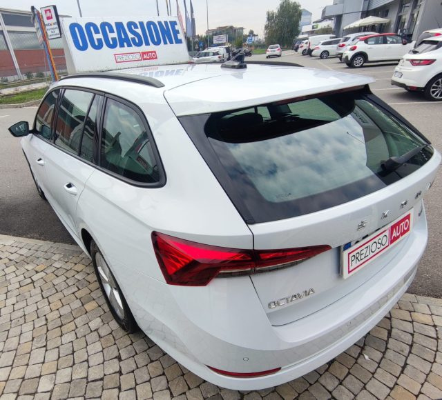 SKODA Octavia usata, con Sedile posteriore sdoppiato