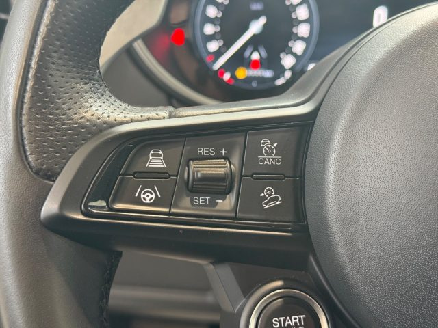 ALFA ROMEO Stelvio usata, con Sensori di parcheggio posteriori