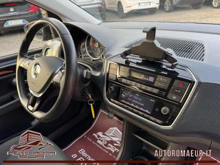 VOLKSWAGEN up! usata, con Luci diurne LED