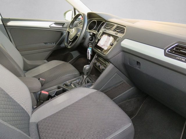 VOLKSWAGEN Tiguan usata, con Park Distance Control