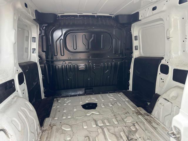 FIAT Doblo usata, con USB