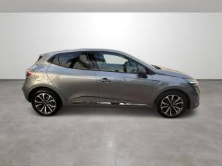 RENAULT Clio usata, con Controllo trazione