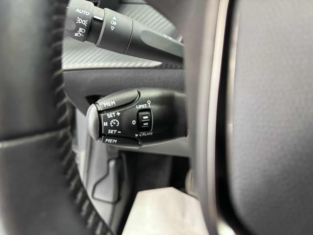 PEUGEOT 208 usata 29