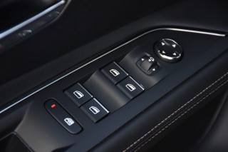 PEUGEOT 3008 usata, con Servosterzo