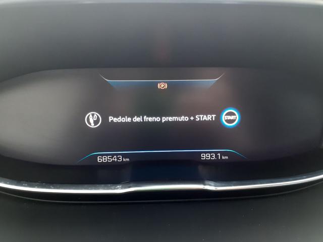 PEUGEOT 3008 usata, con Volante multifunzione