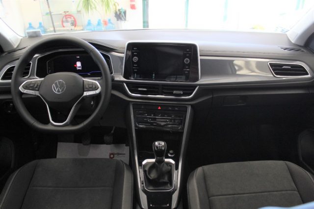 VOLKSWAGEN T-Roc usata, con Sensori di parcheggio posteriori