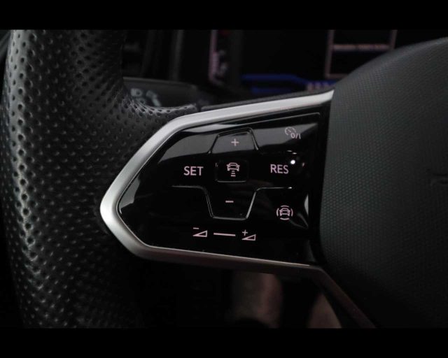 VOLKSWAGEN T-Roc usata, con Controllo elettronico della corsia