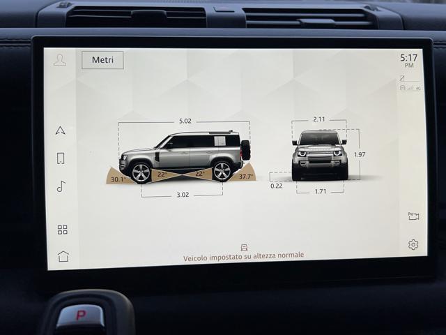 LAND ROVER Defender usata, con Servosterzo