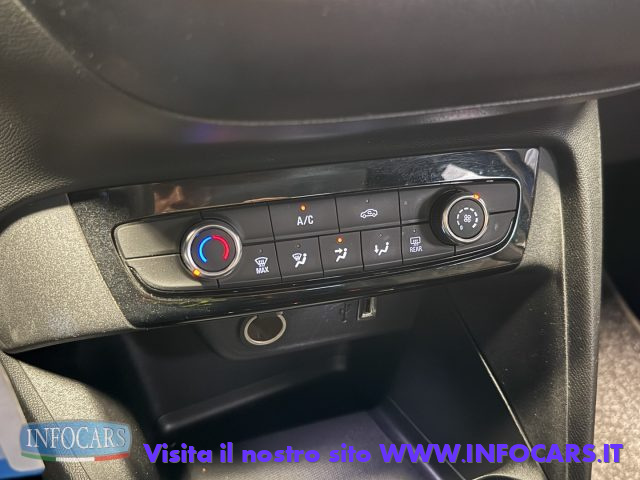 OPEL Corsa usata, con Touch screen