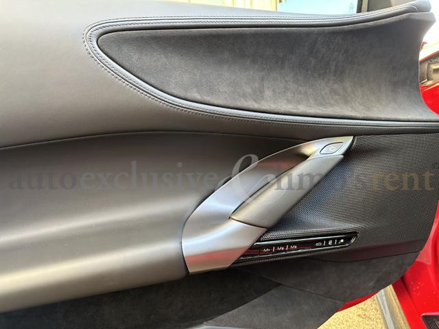FERRARI SF90 usata 8