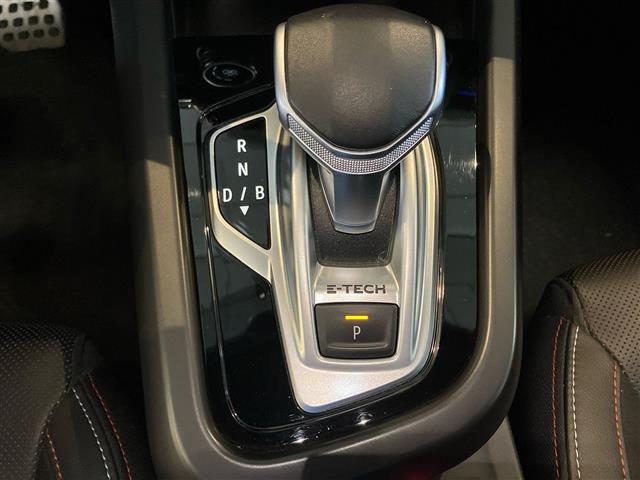 RENAULT Arkana usata 26