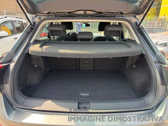VOLKSWAGEN T-Roc usata, con Cruise Control