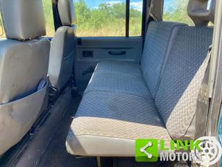 LAND ROVER Defender usata, con Trazione integrale