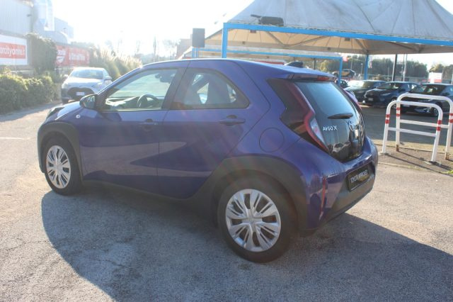 TOYOTA Aygo X usata 22