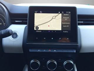 RENAULT Clio usata, con Fari LED