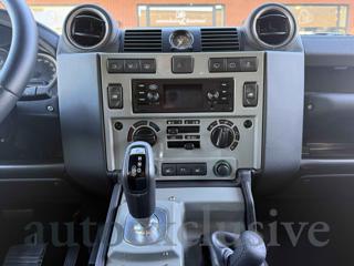 LAND ROVER Defender usata 12