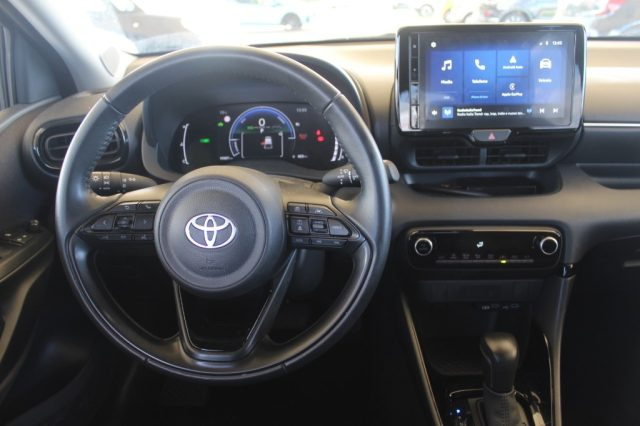 TOYOTA Yaris usata, con Servosterzo