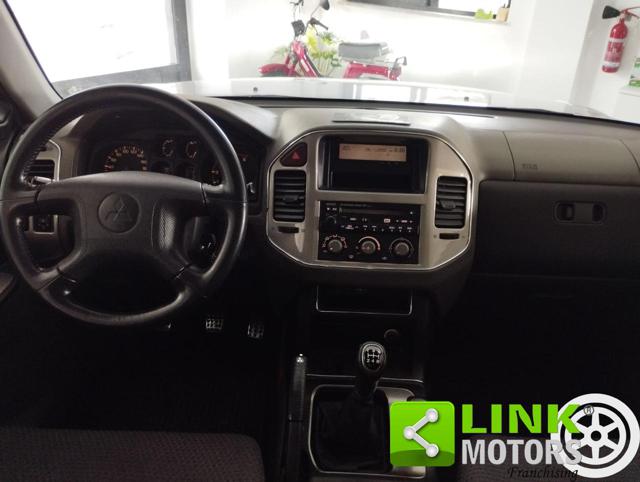 MITSUBISHI Pajero usata 30