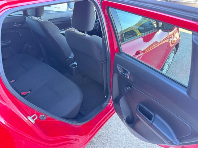 SUZUKI Swift usata, con Sensori di parcheggio posteriori