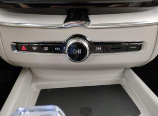 VOLVO XC60 usata, con USB