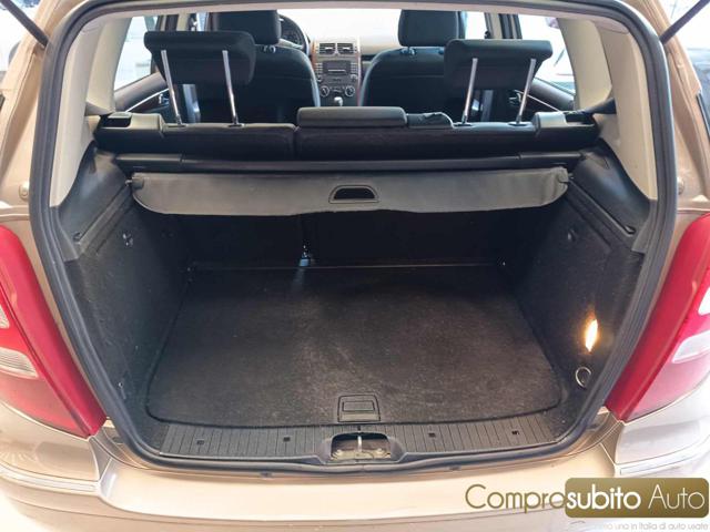 MERCEDES-BENZ A 170 usata 23