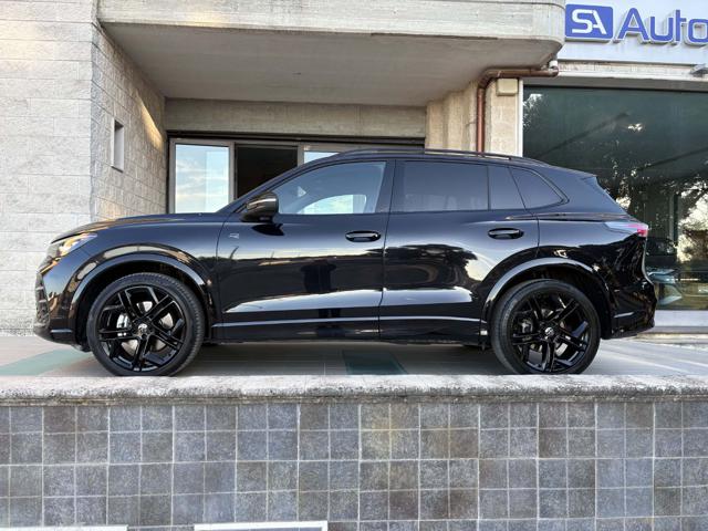 VOLKSWAGEN Tiguan usata, con Boardcomputer