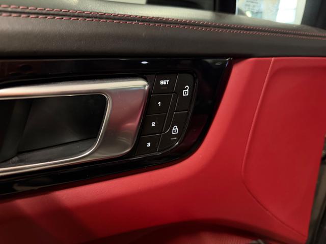 PORSCHE Cayenne usata, con ESP