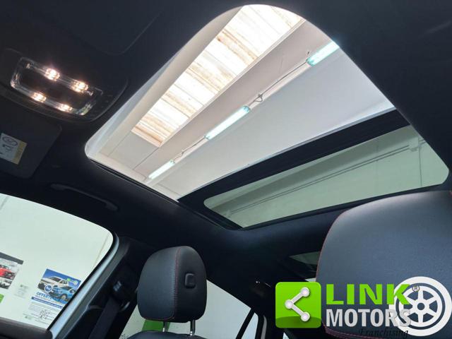MERCEDES-BENZ GLA 200 usata, con Sedile posteriore sdoppiato