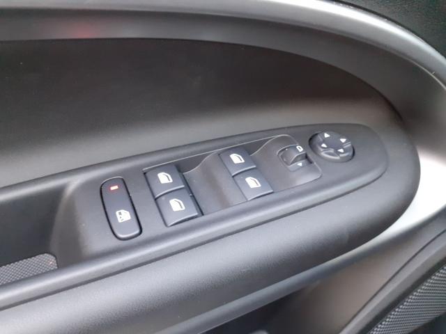 JEEP Avenger usata, con Touch screen