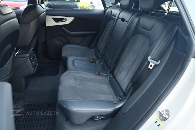 AUDI Q8 usata, con Luci diurne