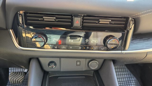 NISSAN Qashqai usata, con Luci diurne LED