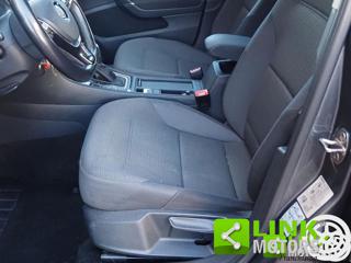 VOLKSWAGEN Golf usata 29