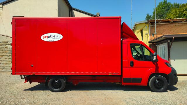 PEUGEOT Boxer usata, con Airbag