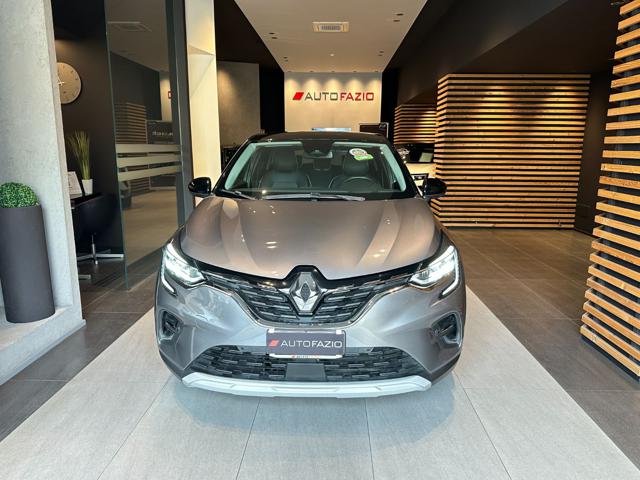RENAULT Captur usata, con Volante multifunzione