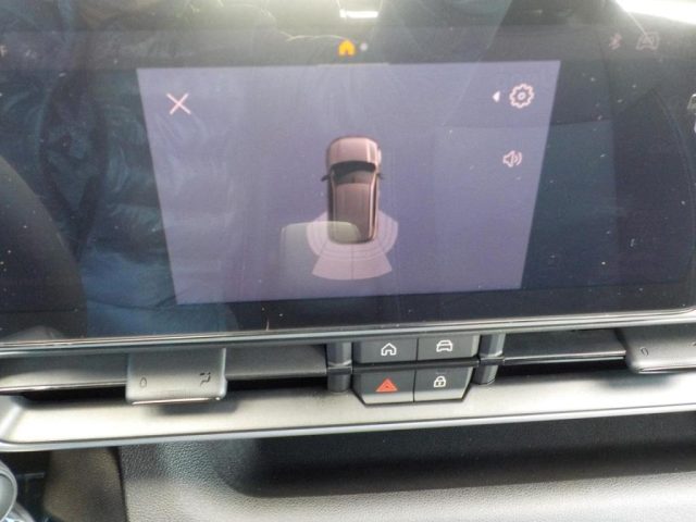 JEEP Avenger usata, con Fari LED