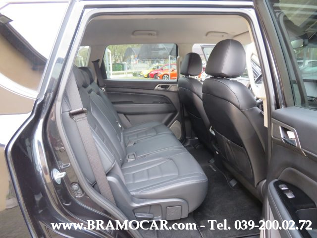 SSANGYONG REXTON usata, con Controllo vocale