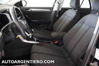 VOLKSWAGEN T-Roc usata, con Autoradio