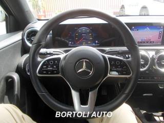 MERCEDES-BENZ A 180 usata, con Controllo automatico clima