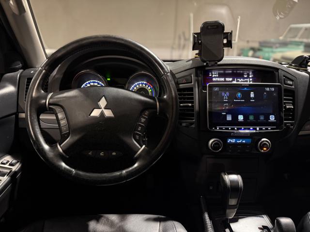 MITSUBISHI Pajero usata, con Regolazione elettrica sedili